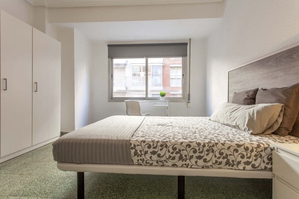 Private room in Valencia photo 2