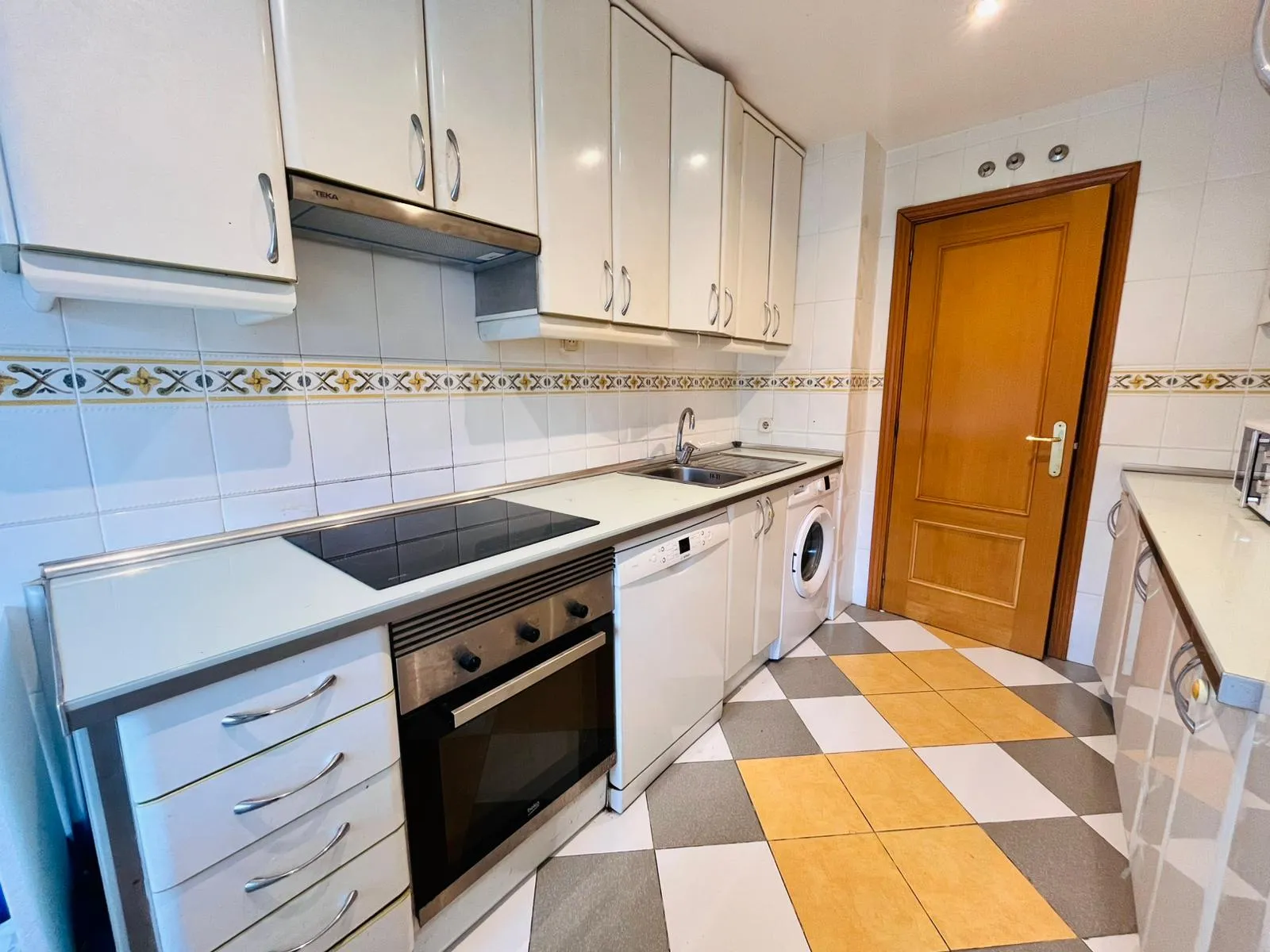 Private room in Majadahonda photo 5