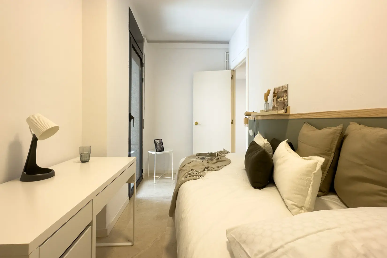 Private room in Barcelona photo 4