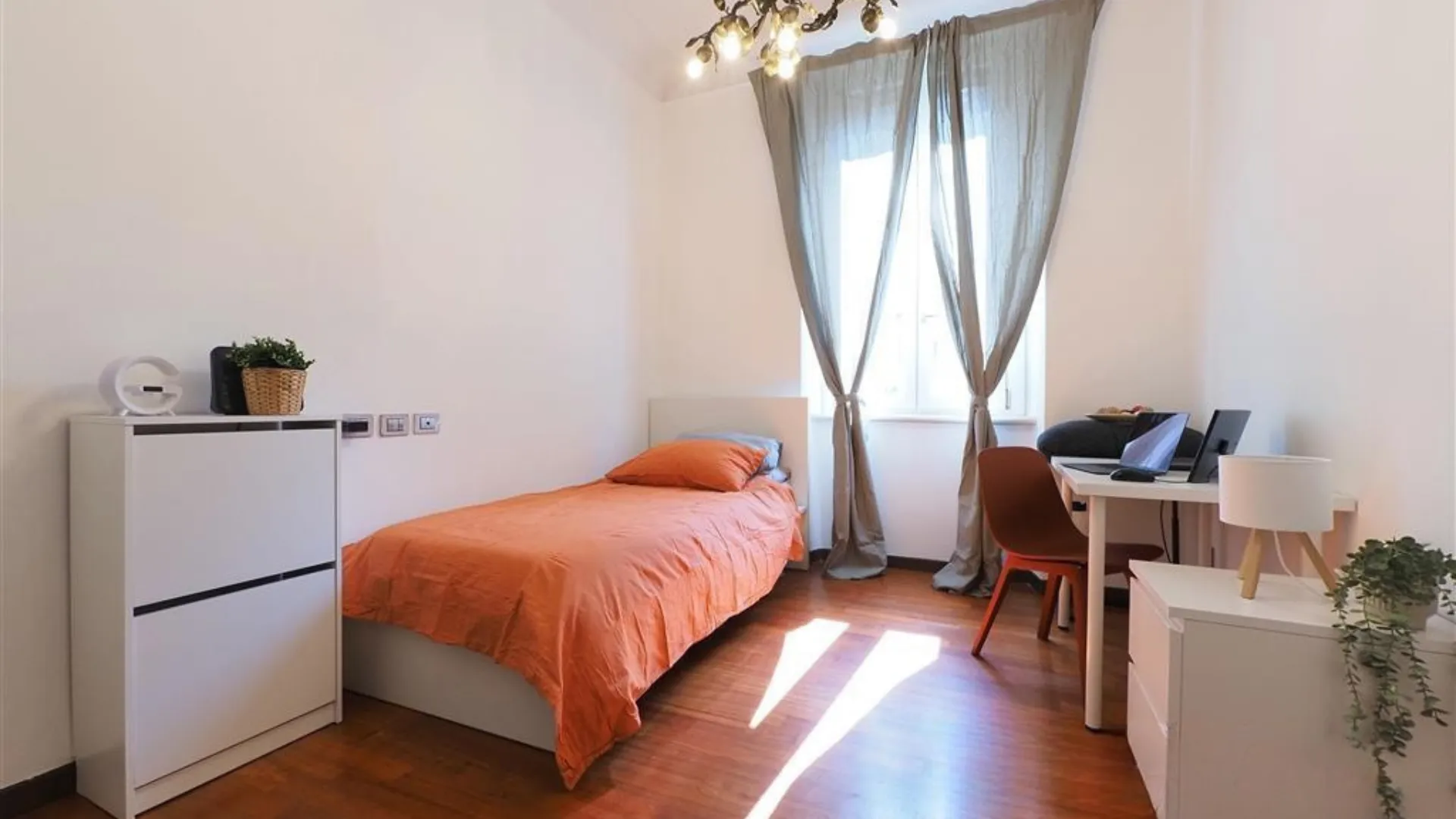 Stanza privata a Milan photo 3